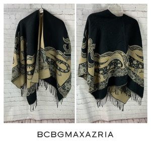 BCBG Poncho Wrap Sweater One Size